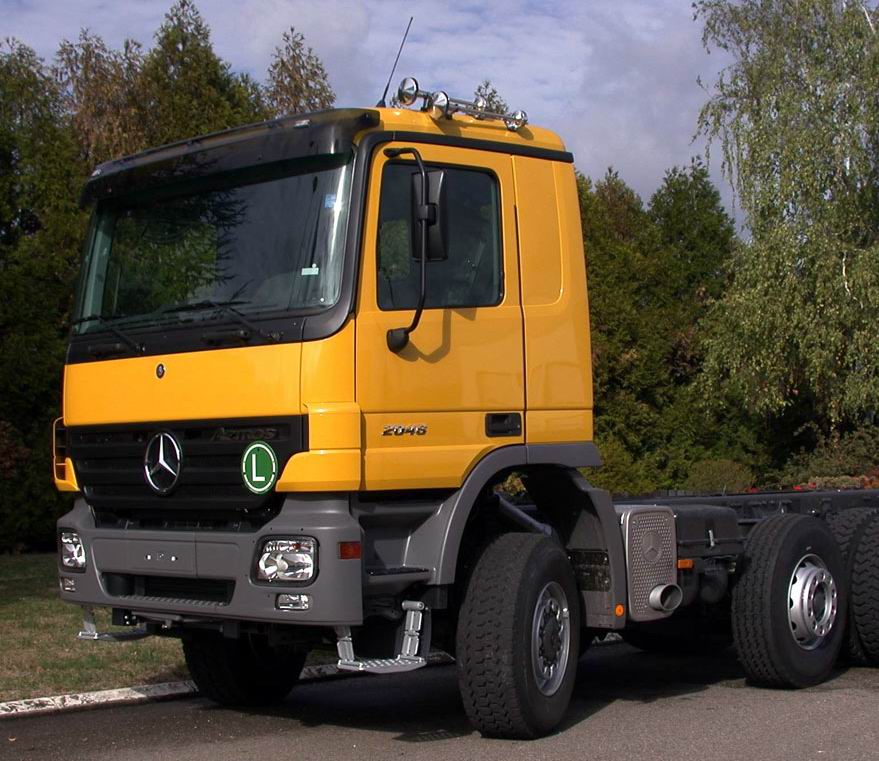 Mercedes Benz () Actros MP2:  