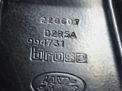  .   Land Rover  3  2